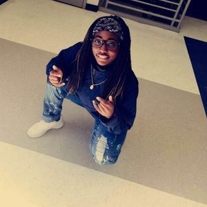 Meet your Posher, Lo